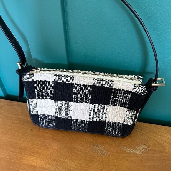 Mango MNG Black and Cream Checker Raquel Baguette Shoulder Bag - Picture 4 of 9
